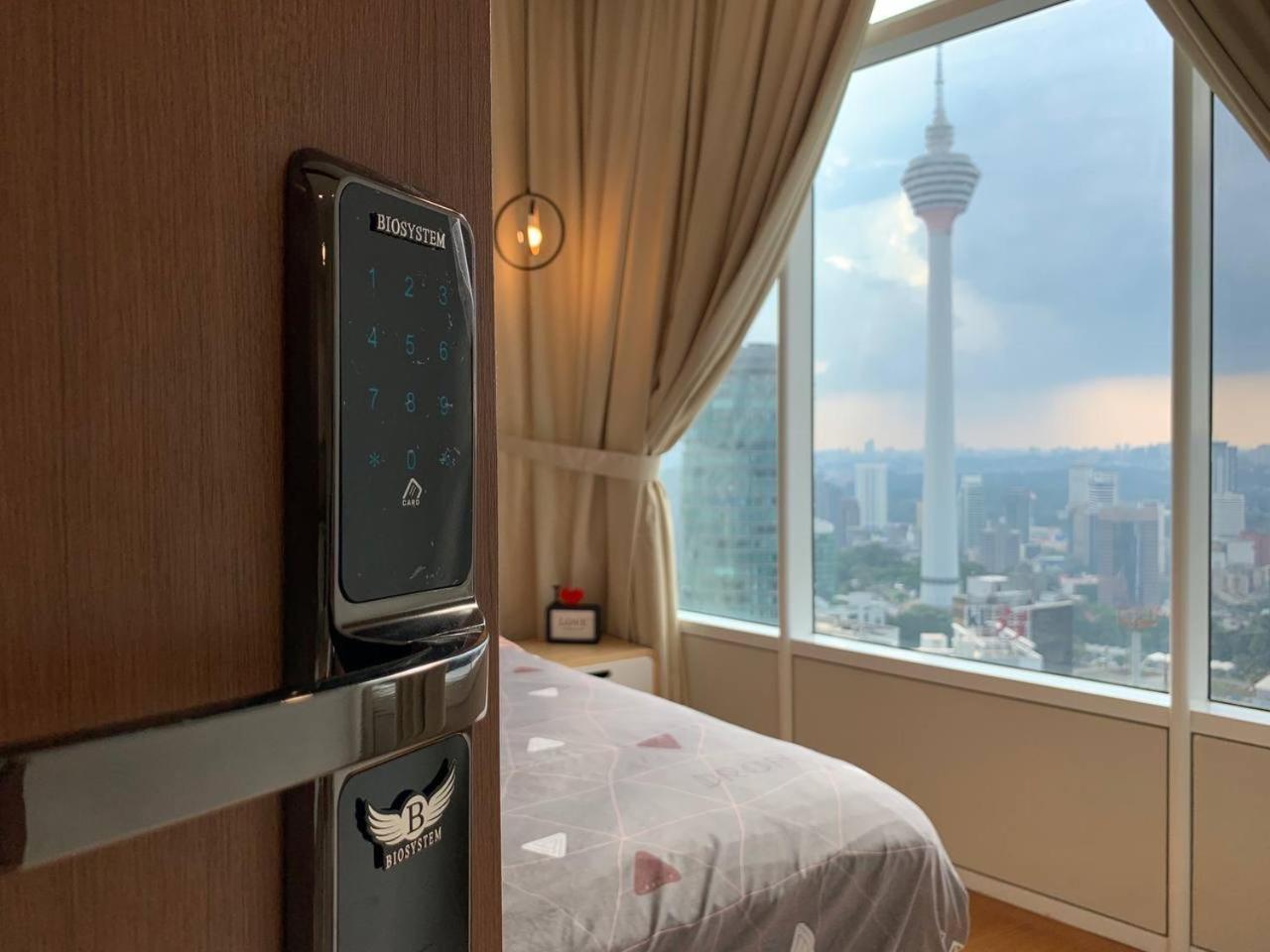 Sky Suites Klcc At Куала-Лумпур Екстер'єр фото